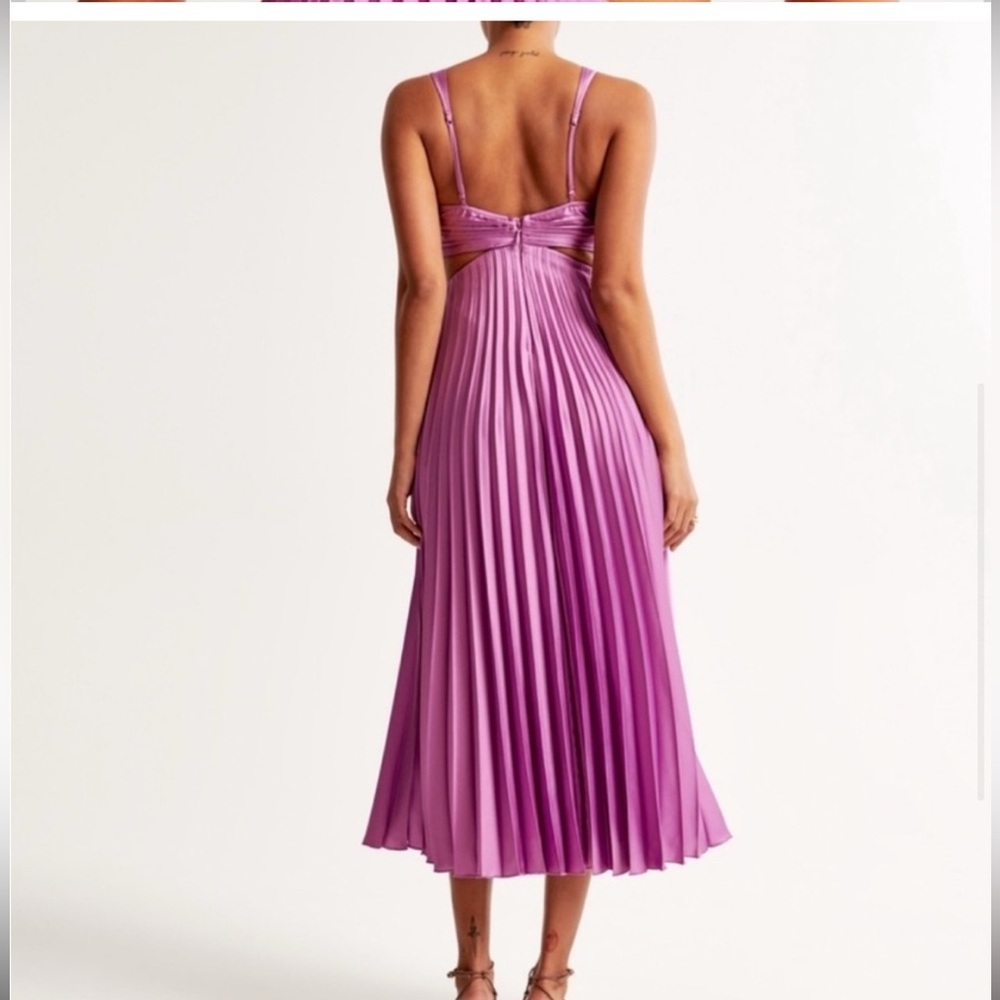 Sold Out Abercrombie Giselle Pleated Dress in Fuchsia/Magenta Size XSP (Petite) - Picture 4 of 9